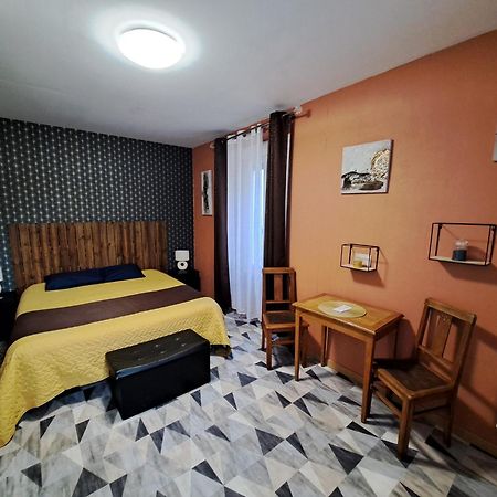 Hotel Le Bearn Bagnères-de-Bigorre Eksteriør billede