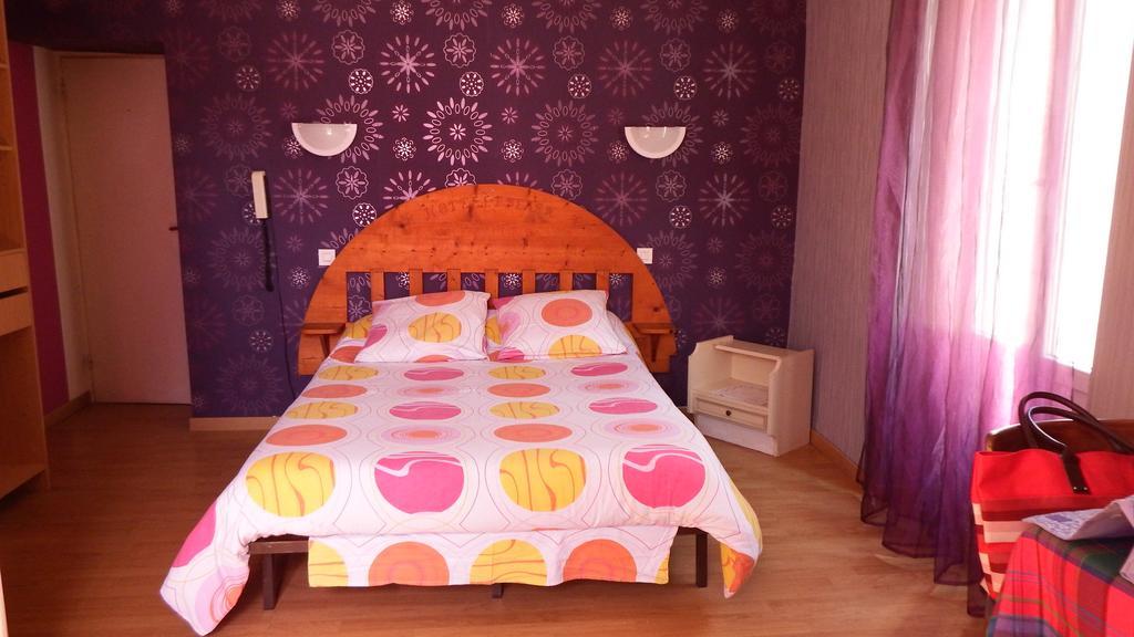 Hotel Le Bearn Bagnères-de-Bigorre Eksteriør billede