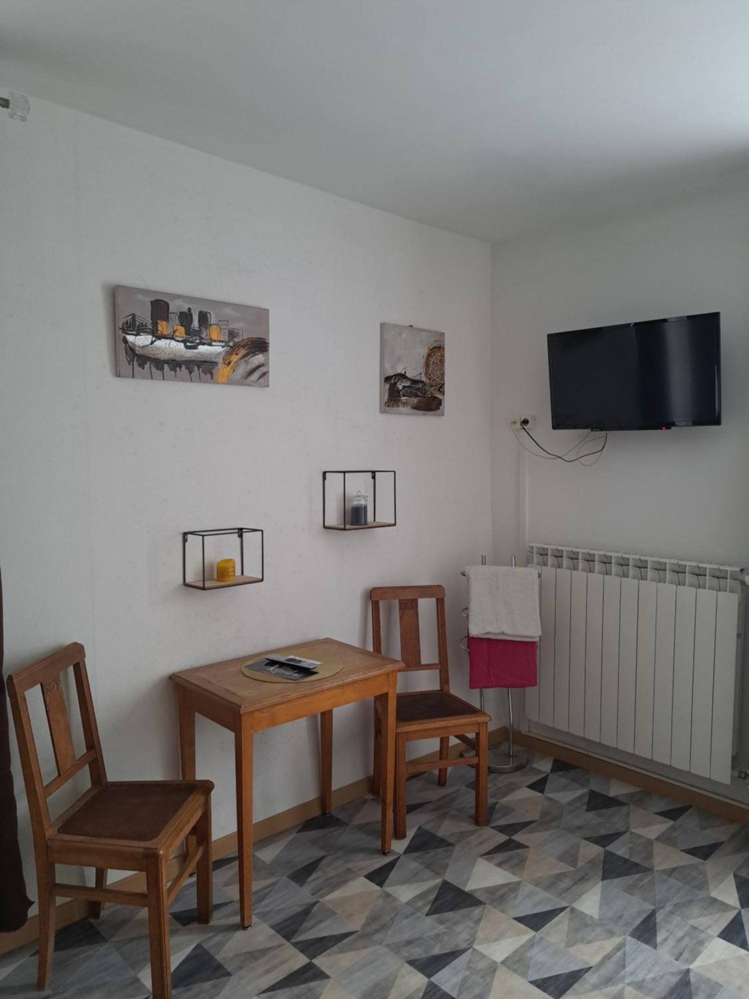 Hotel Le Bearn Bagnères-de-Bigorre Eksteriør billede