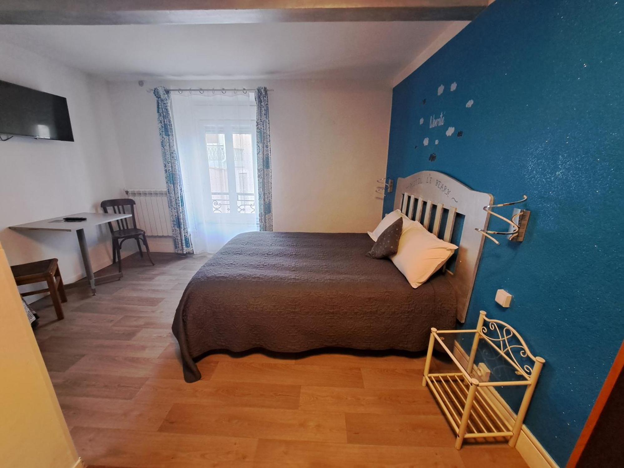 Hotel Le Bearn Bagnères-de-Bigorre Eksteriør billede